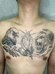 ライオンのタトゥーの写真